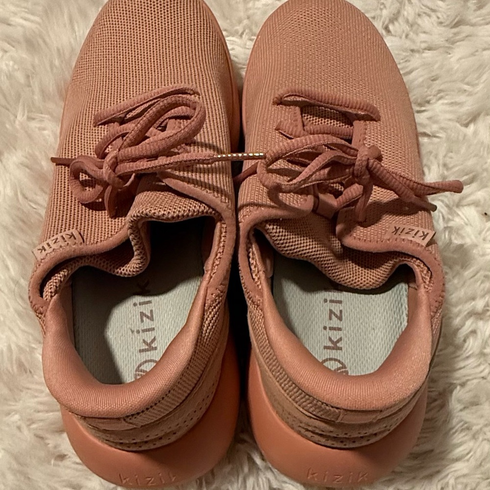 Kizik Women's Pink Sneakers - CB